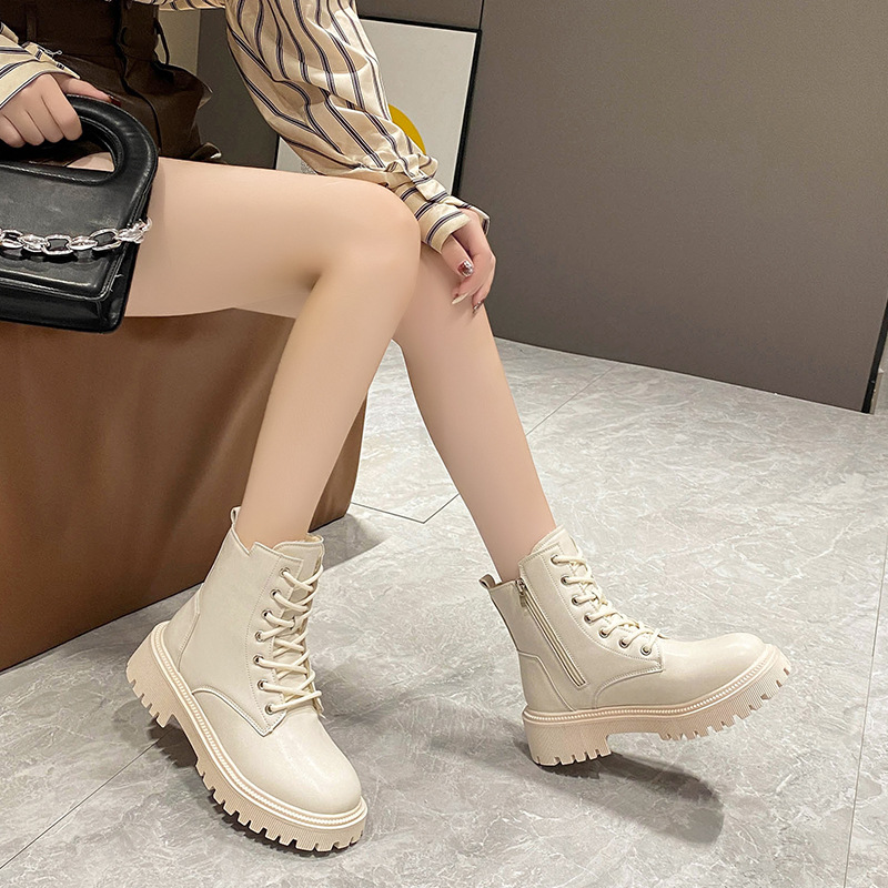 2025 NEWS Fashion boots Designer For Womens Martin Boots Thick bottom with increased height and added veet Black White Sizes 35-42