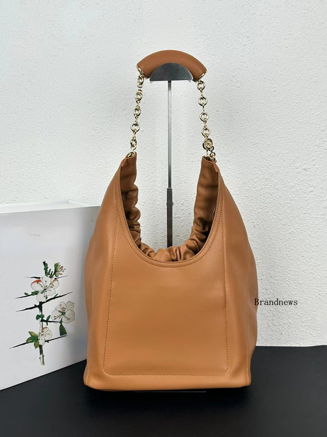 Leather Shoulder Bags: Designer Underarm Tote Handbag Soft Large Purses B2