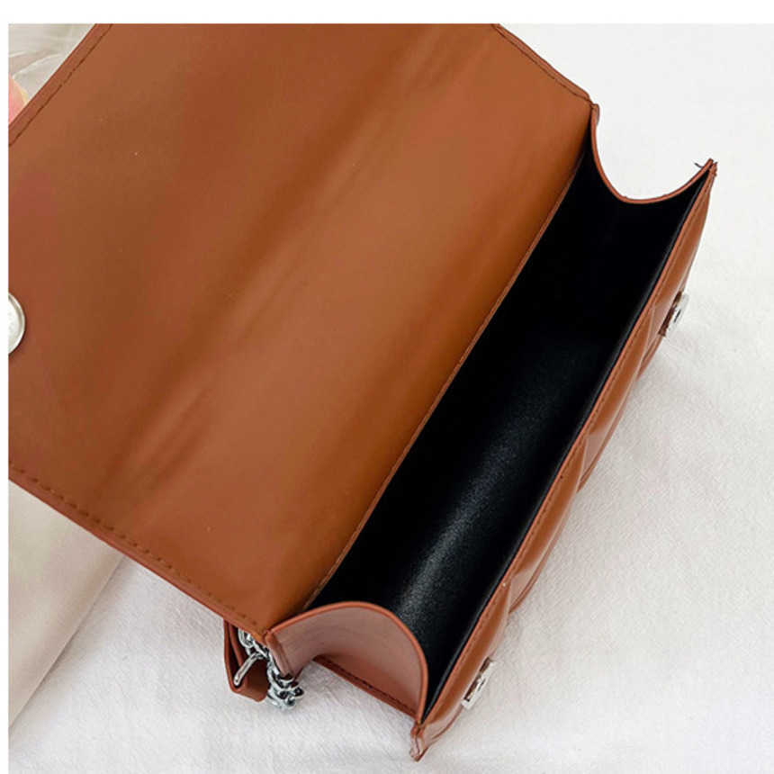 Shoulder Bags Autumn Women Diamond Grid Crossbody Bags Niche Fashionable Chain Underarm Tote Bag Solid Color Single Shoulder Bag 241015