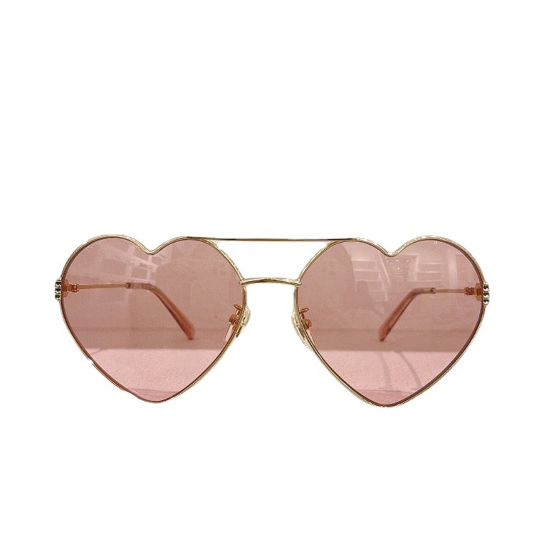 Fashion Designer Sunglasses Classic Heart Eyeglasses Outdoor Beach Sun Glasses For Man Woman