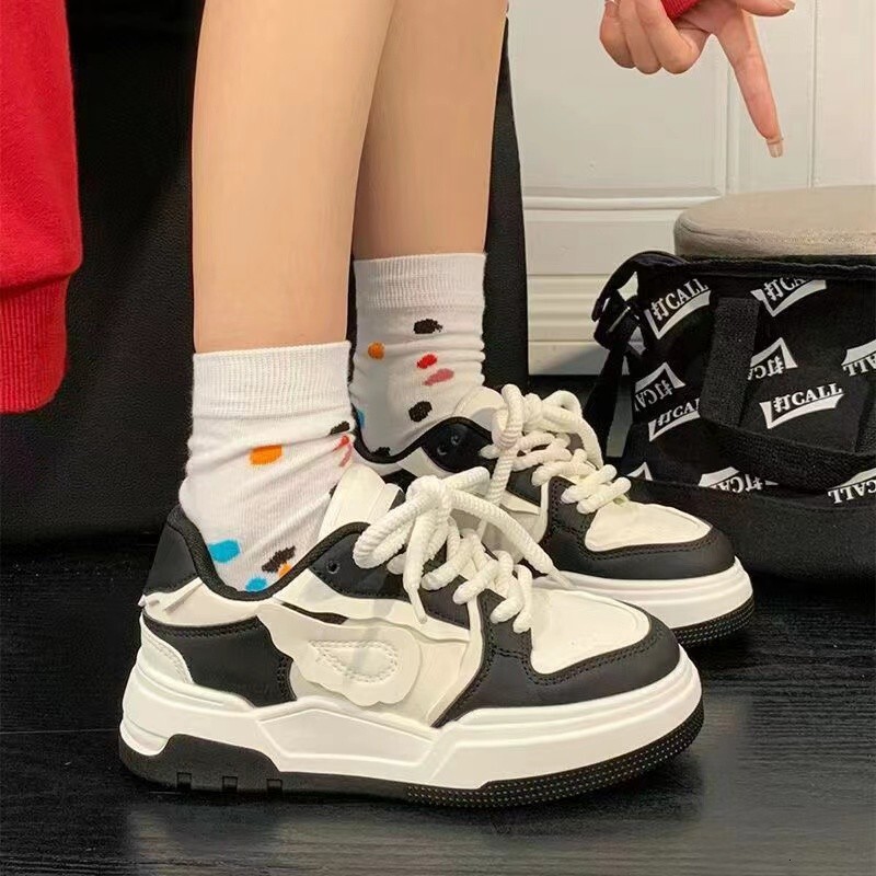 Dopamine Little Wings Shoes Children's Little White Shoes 2023 Autumn New Ins Trendy Women's Niche Versatile Board Shoes
