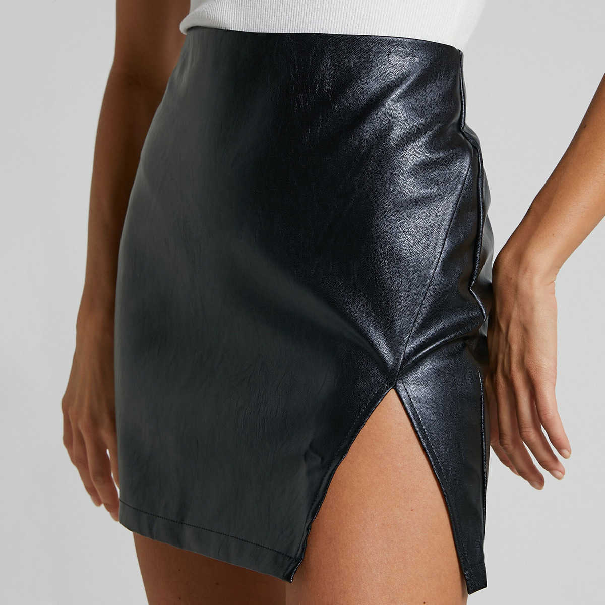 Sexy Women Hip Hugging Skirt WoMens High Waisted Zipper Short Skirt Pu Leather Skirt Length Adult Career Skirts 241023