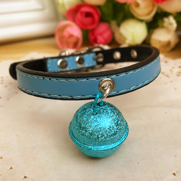 Luxury PU Leather Pet Cat Collar with bell for cat Custom Colors Softly Waterproof Classic other para pet Dog Collars