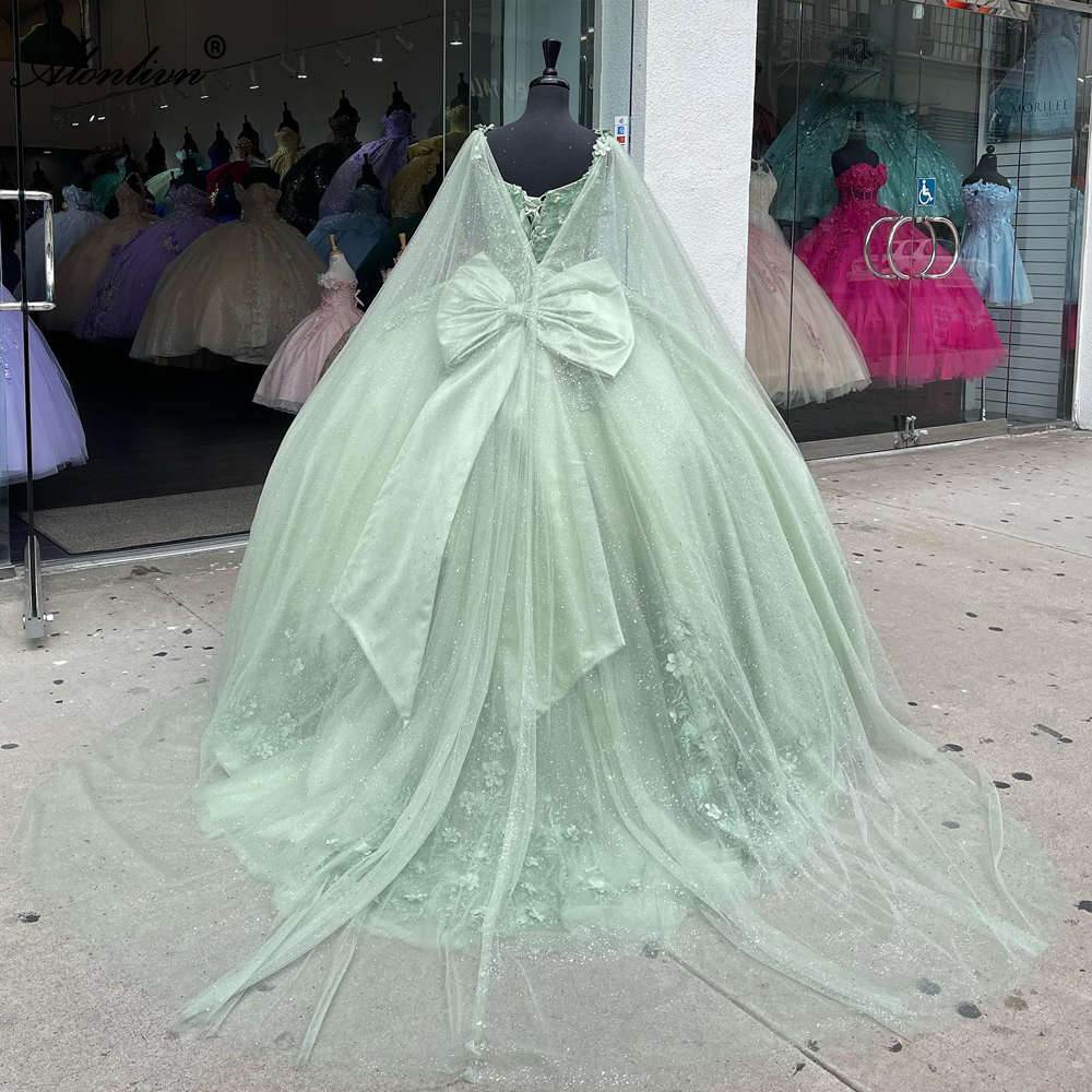 Elegant Spaghetti Straps Sweetheart Ball Gown Quinceanera Dresses Beading Pearls 3D Appliques Lace Prom Evening Party Pageant Birthday Gowns Dress Wit