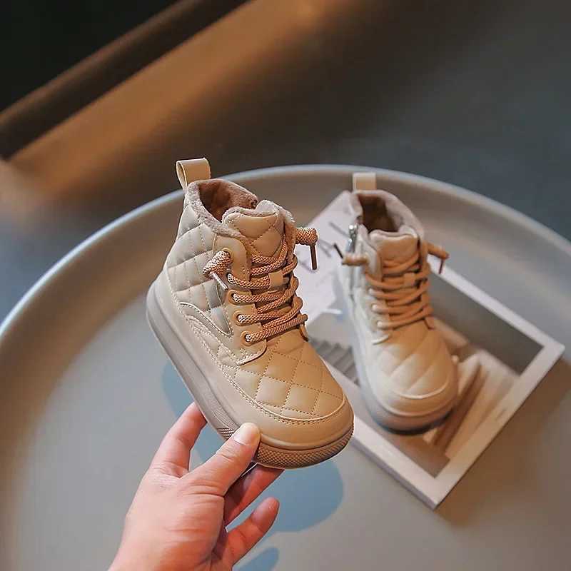 Childrens short boots warm boys and girls snow boots solid color version winter new childrens fashion shoes side zipper M241102