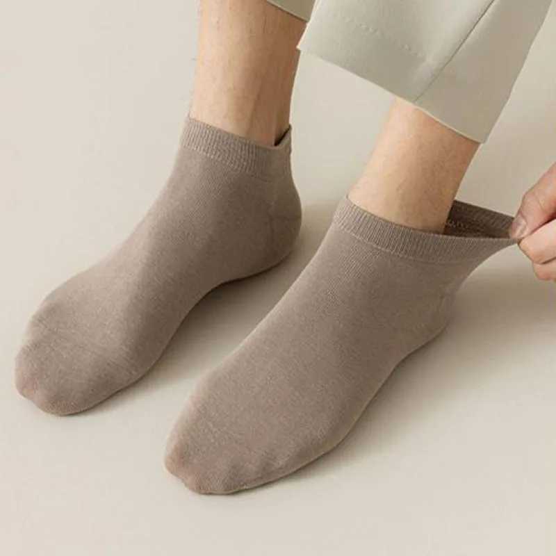 Mens Classic Trendy Business Soft Breathable Mid-Tube Crew Sock Ultra Breathable Solid Color Casual Sports Male Sox Soft LX241102