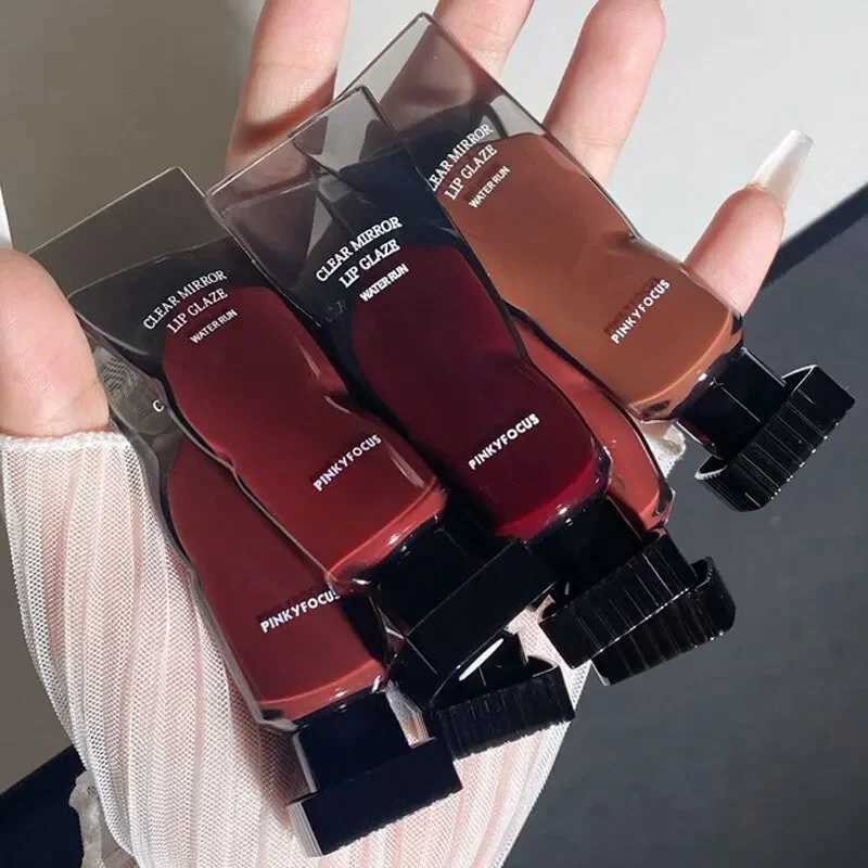 Mirror gloss waterproof stick free cup durable easy to stain moisturizing liquid lipstick makeup W241101