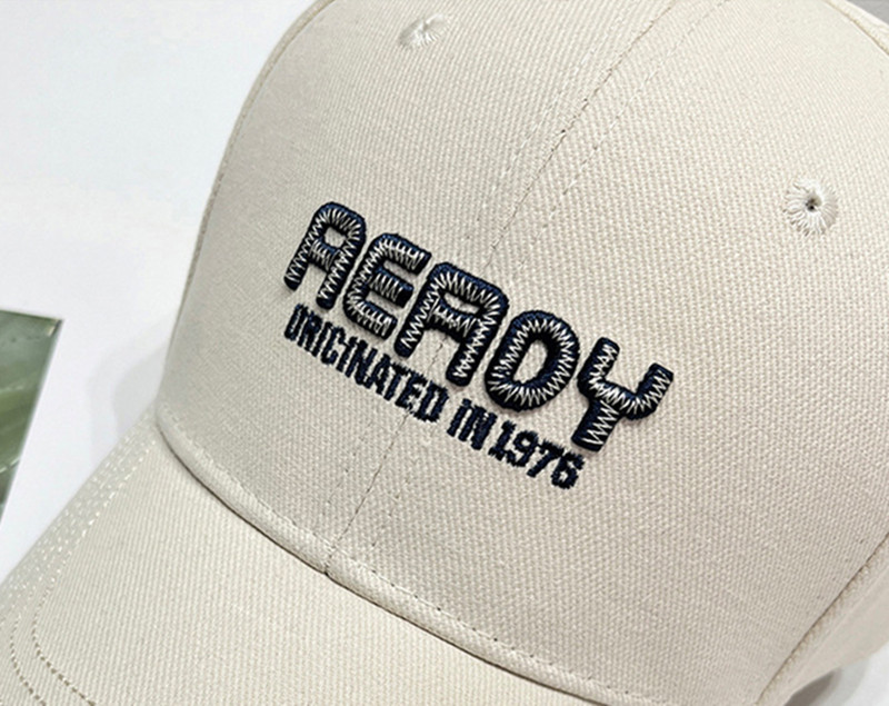 Free shipping New Designer Baseball caps hat Men Women fitted hats Luxury embroidered baseball cap Sun Hats Adjustable cap D-6