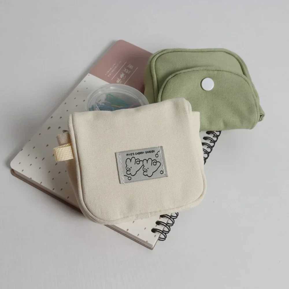 Portable Coin Purse New Solid Color Mini C Wallet Lightweight Cott Headphe Bag Women Key Pouch Travel Card HolderXJ241111