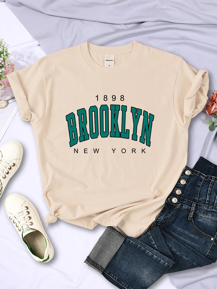 1898 Brooklyn York Print Womens Short Sleeve Vintage Fashion Casual T-Shirts All-math Crewneck Breathable Female Clothing 240329