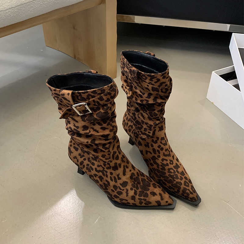 CMM Suede Pointed Pleated Stacking Boots for Women Autumn and Winter New High Heels Short Boots Thin Heels Western Cowboy Boots