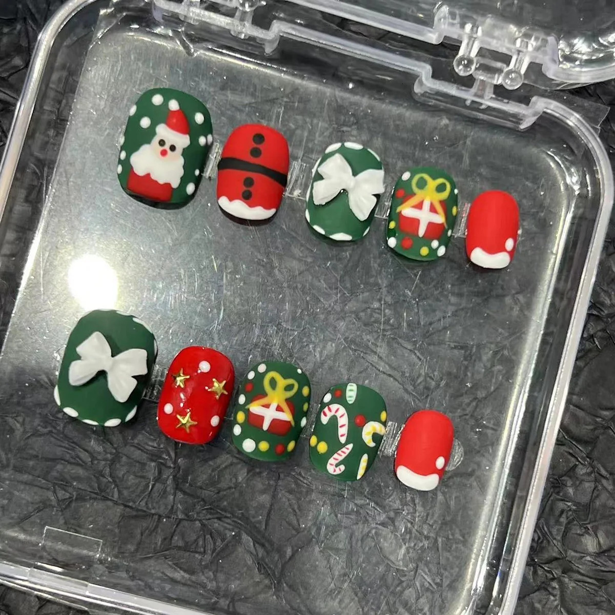 10 pieces of acrylic nails on Christmas press handmade French fake nails 3D bow decoration frosted cute short fake nails square wearable 241031