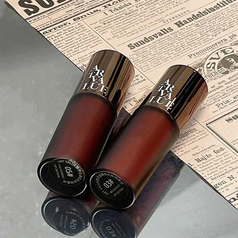 Punk metal matte velvet lipstick soft fog white lipstick pseudo transparent girl grey powder everything W241101