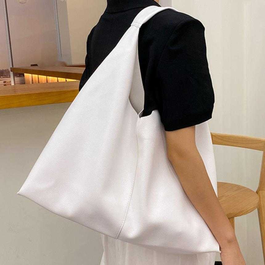 Shoulder Bags Texture Soft Leather Tote Bag Large Capacity Shoulder Bag Korean Edition Solid Color Shopping Bag Extremely Simple Style WoMens Bag 2410