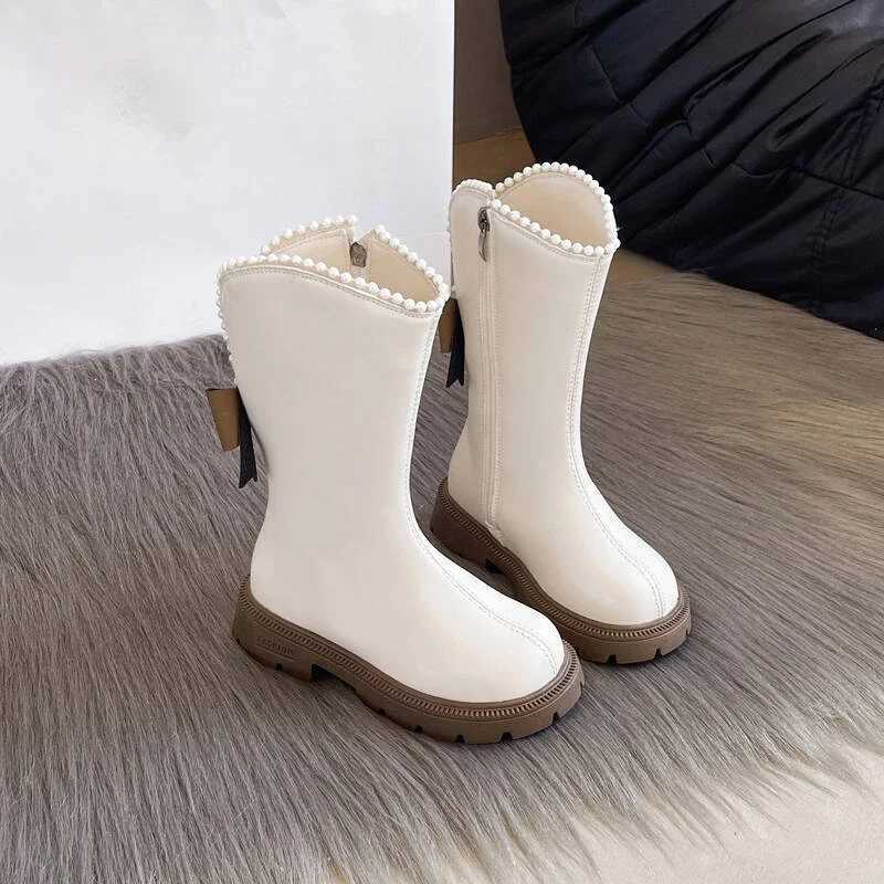 Winter childrens shoes girls boots sweet childrens fashionable cotton boots aisle version anti slip princess leather boots M241102