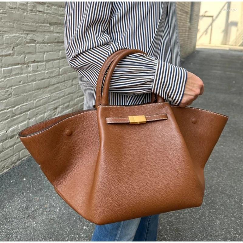 Totes Designer Brand Large Capacity For Women Fashion Commuter Female Handbag Brown Black Crossbody Wings Autumn Winter d09b 4
