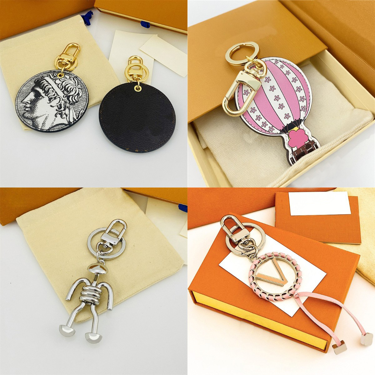 Classic Leather Metal Keychain New Fashion Bag Cartoon Pendant Lanyards Boutique Gifts Decoration Jewelry Accessories Spring New Womens Keychain