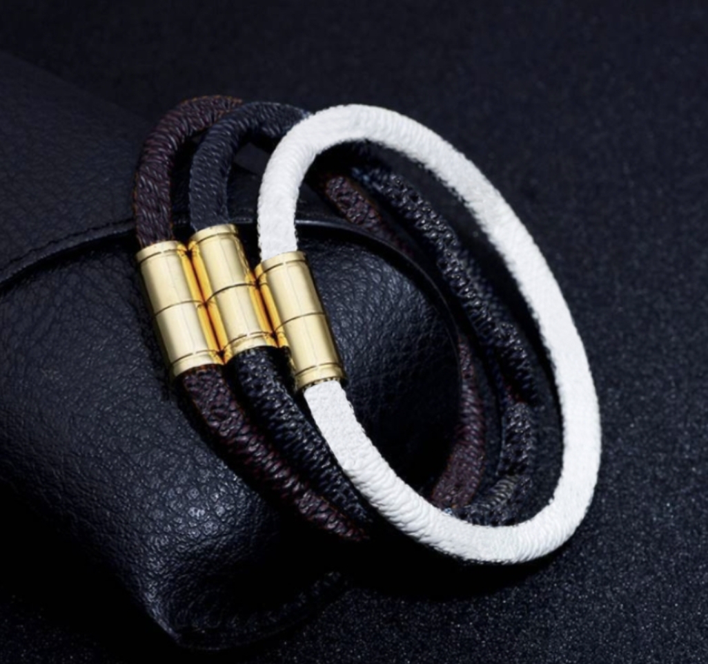 Fashion Mens Women Bracelet Charm Delicate Invisible Jewelry Magnetic Buckle Gold Leather Bracelet Wristband Watch Strap Case