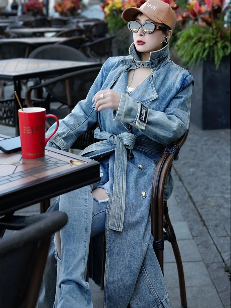 Autumn denim trench coat womens jeans collar long sleeved with patchwork work loose retro windproof jacket womens jacket 241031