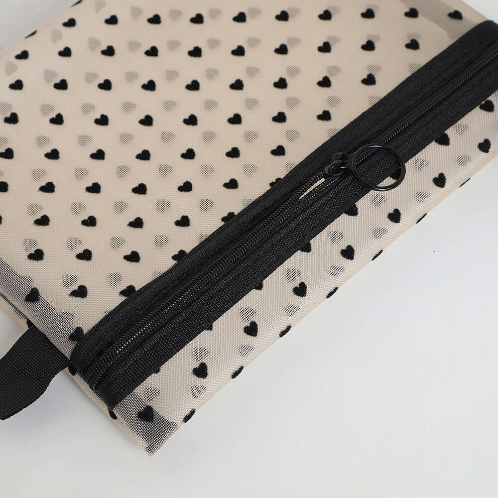 new heartshaped mesh with multiple styles of lipstick touch up card bag portable makeup bag