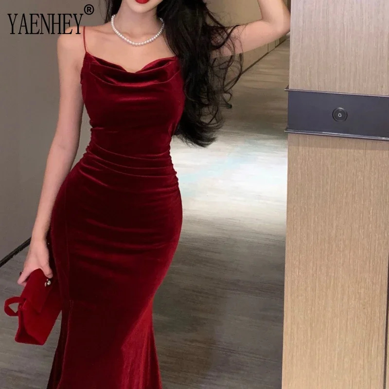 Vintage Sexy Club Prom Red Dresses for Women Spaghetti Strap Slit Velvet Dress Beach Bandage Bodycon Midi Dress Party Elegant 240319