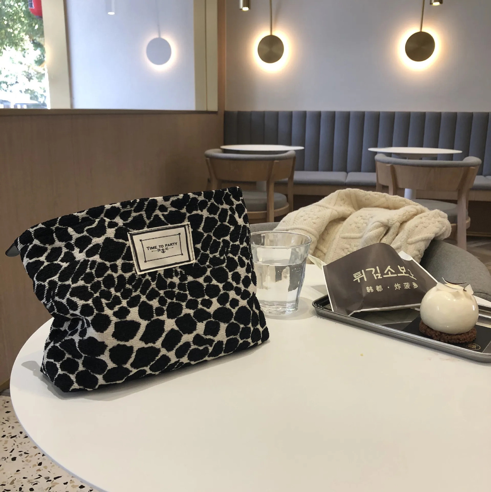 Womens Leopard Makeup Bag Waterproof Zipper Makeup Bag Travel Makeup Bag Beauty Bag 241031