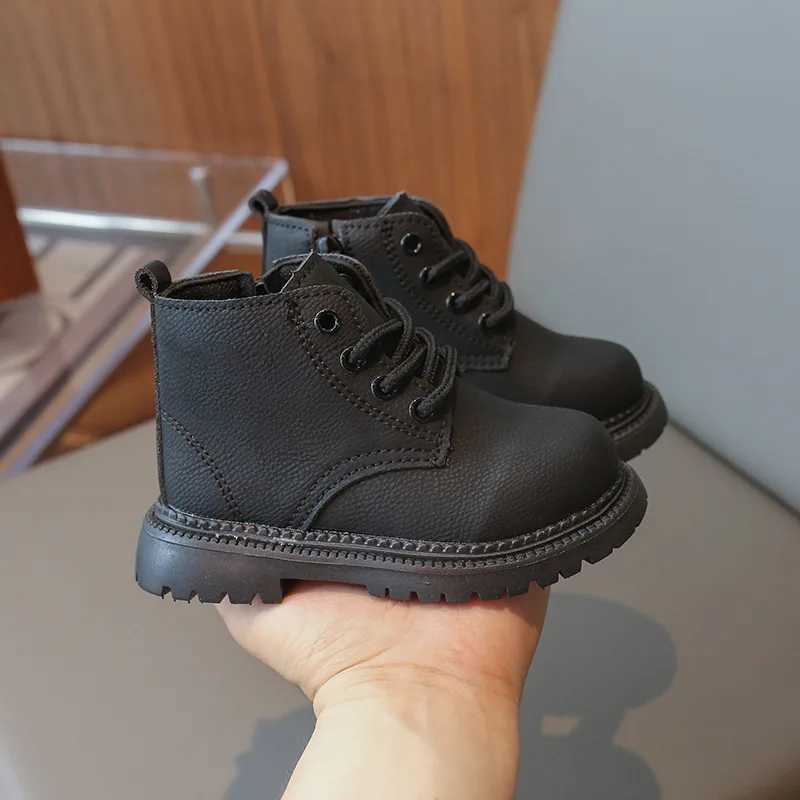 Childrens Leather Boots UK Sle Autumn Fashion Edition Boys Short Boots Soft Solid Color Retro M241102