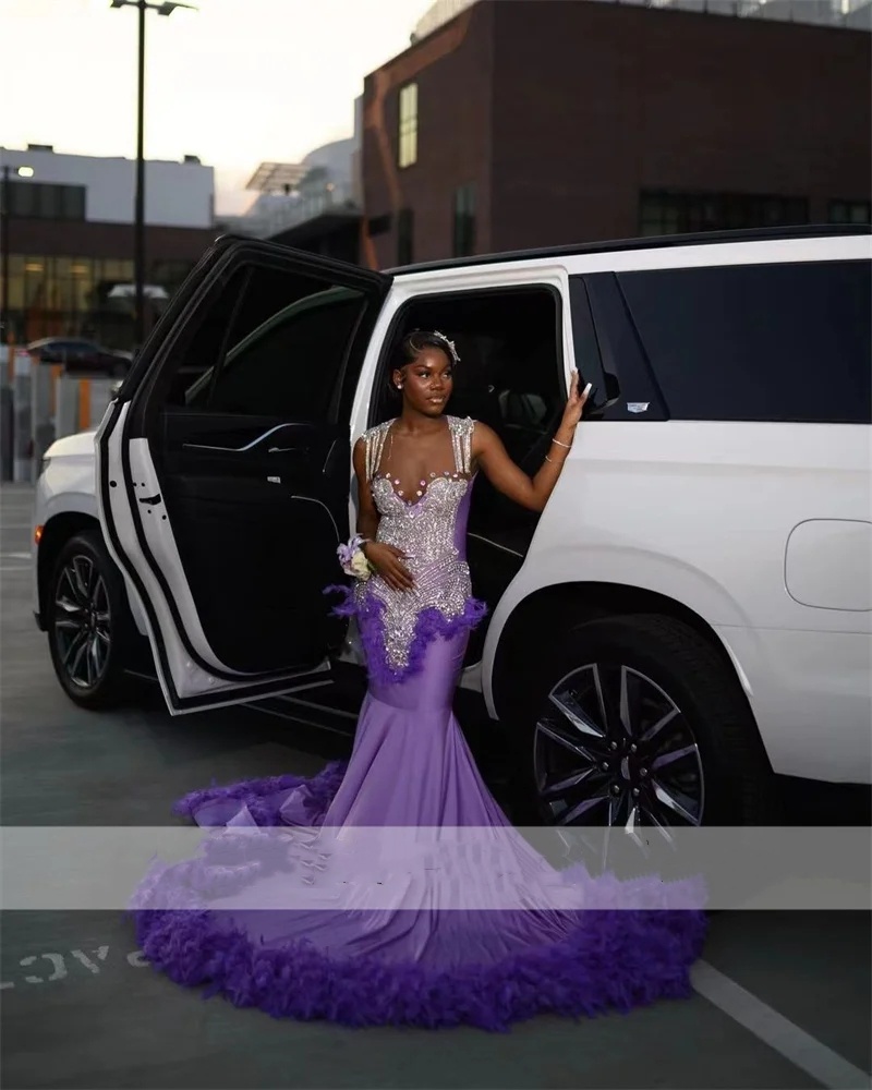 New Arrival 2024 Lavender Prom Dresses Sparkly Crystals Rhinestones Beads Feathers For Black Girls Birthday Party Gown