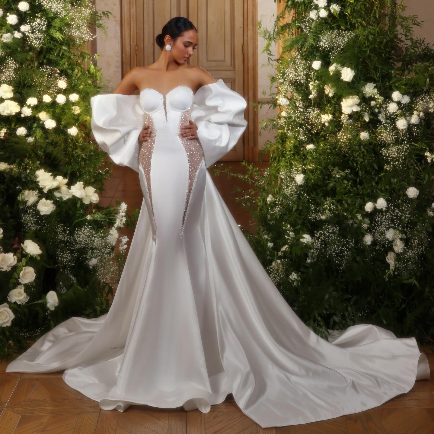 Charming Mermaid Sequined Wedding Dresses With Detachable Train Beaded Bridal Gowns Long Sleeves Sweetheart Neckline Satin Vestido De Novia