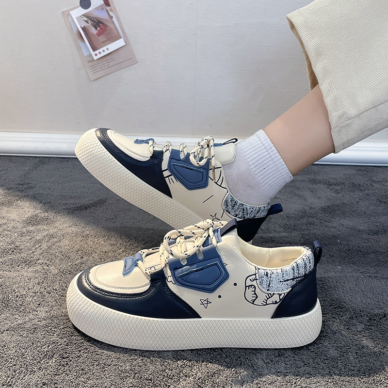 Big Head Little White Shoes for Women 2024 Spring and Autumn New Korean Edition College Style Thick Bottom Versatile Student Casual Board Shoes