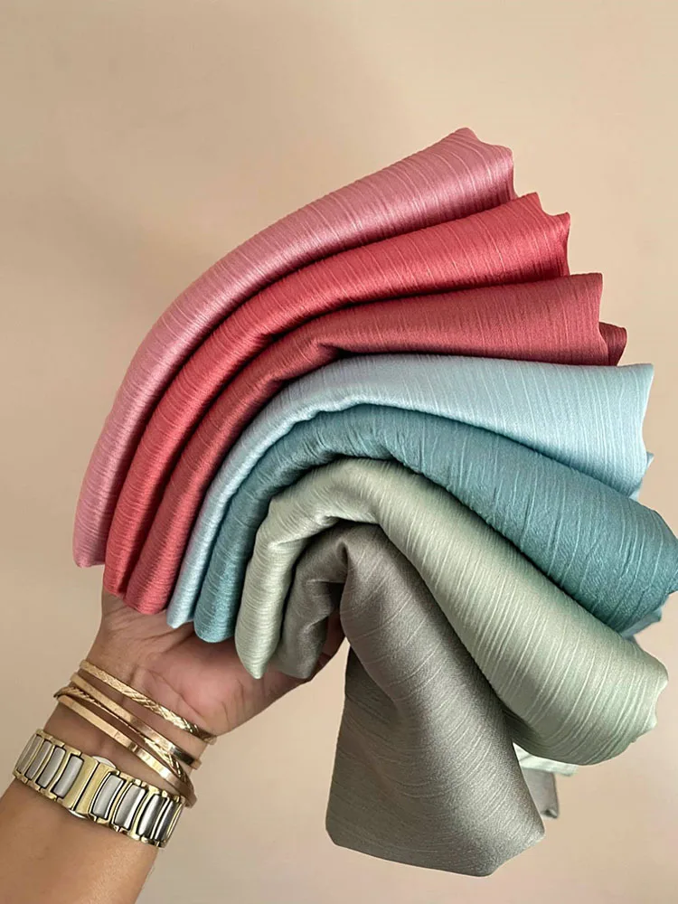 10 Pieces 2025 Hijabs Medina Silk Solid Color Shawls Hijabs Scarves Scarf Crinkled Satin Wrap Muslim new Women Veil Shawls Ladies