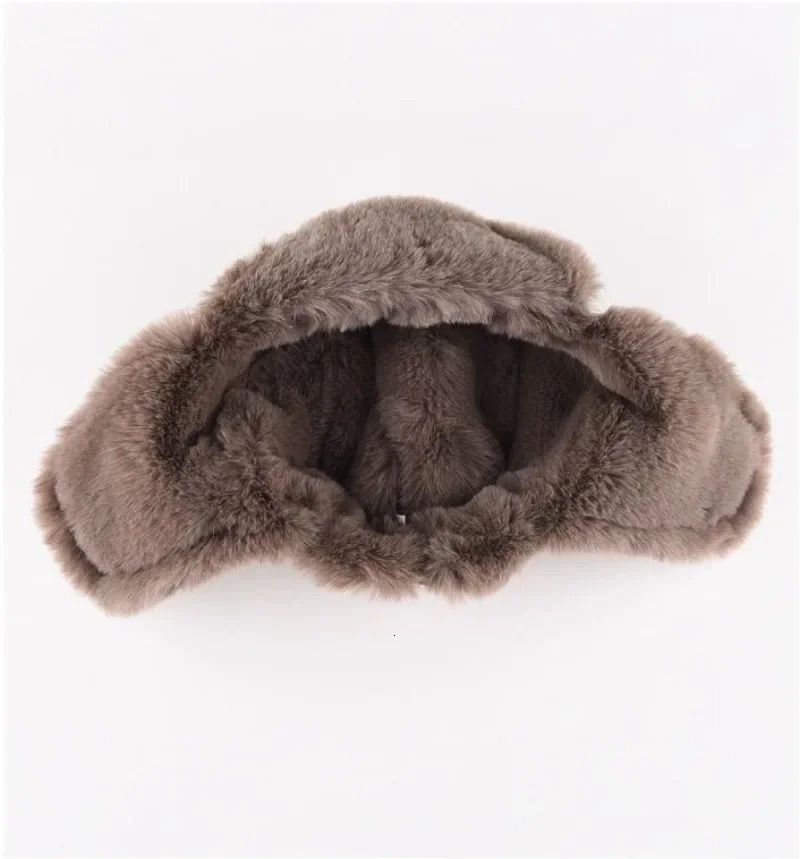 Mens Winter Hunter Pilot Cavalry Earrings Warm Russian Windproof Ski Hat Womens Bomb Hat 241031