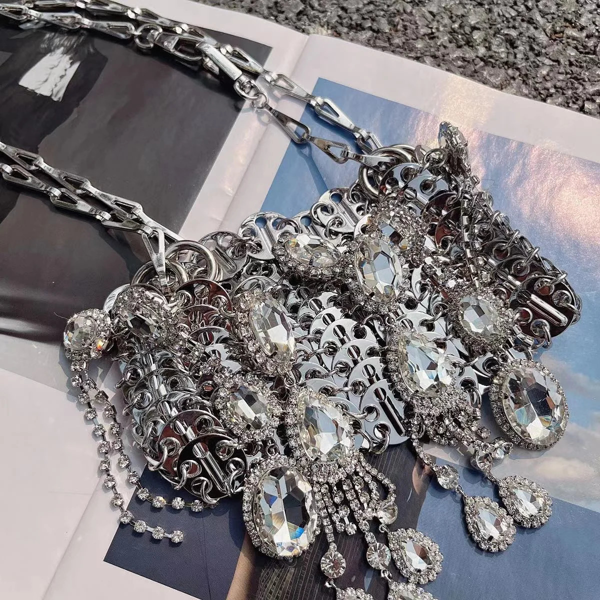 Womens bag silver metal sequin diamond womens bag hollow evening bag brass clutch travel holiday shoulder bag handbag 241031