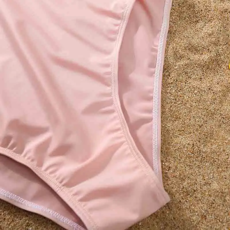 Summer new Matching Family Bathing Suits Mother Girl Bikini 2025 Swimsuit For Mom and Daughter Swimsuits Female Baby Kids Beach Swimwear