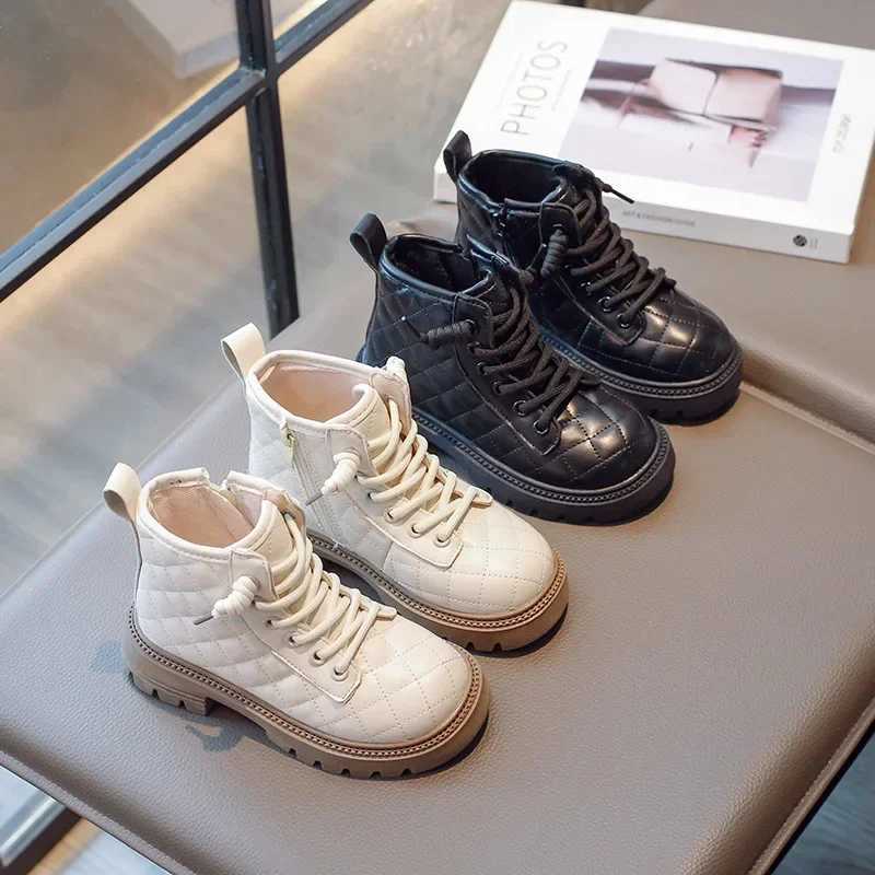 Childrens ankle boots autumn new anti slip outdoor shoes for boys fashionable and casual soft soled single boots for young children M241102