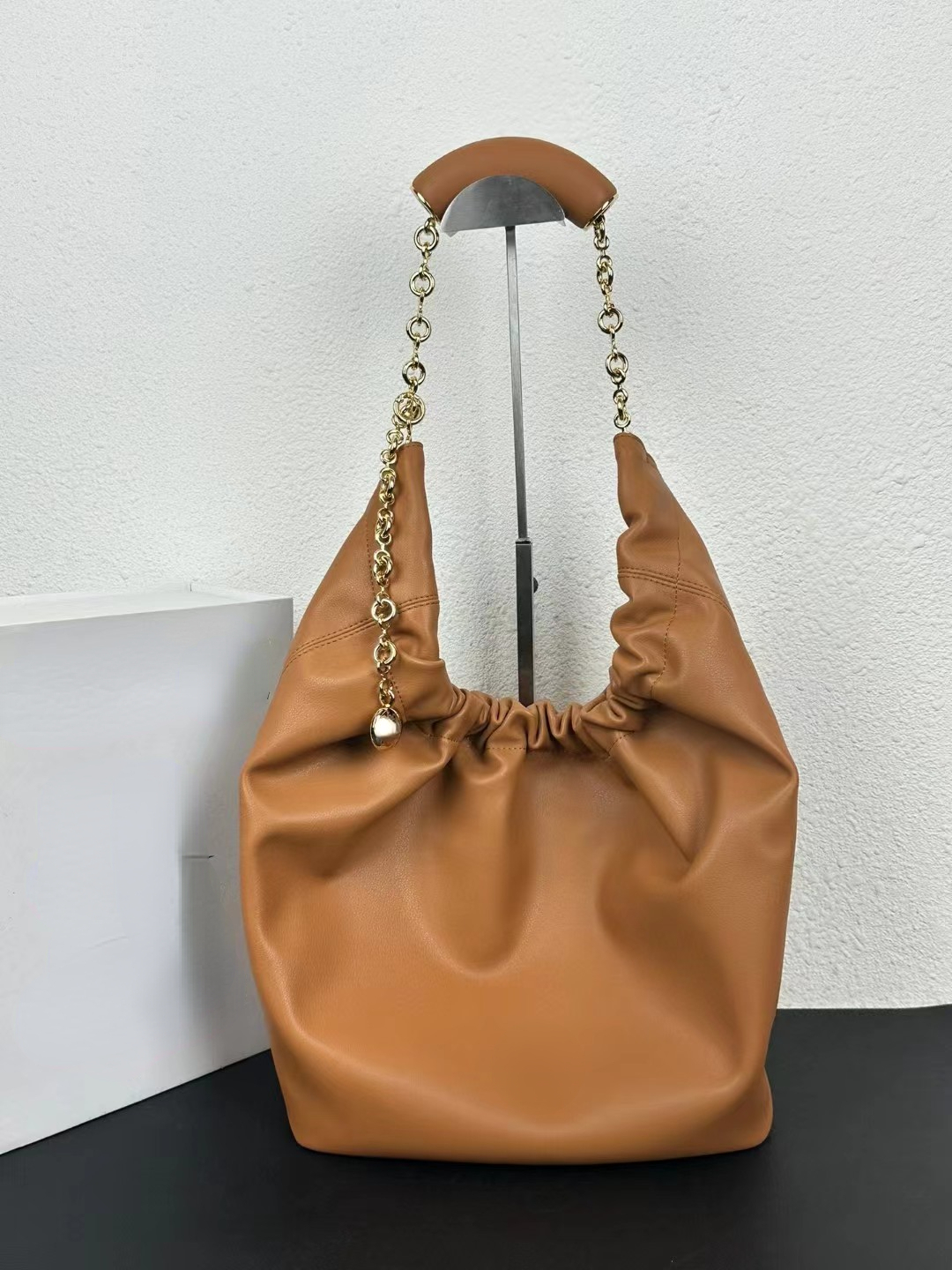 Leather Shoulder Bags: Designer Underarm Tote Handbag Soft Large Purses B2