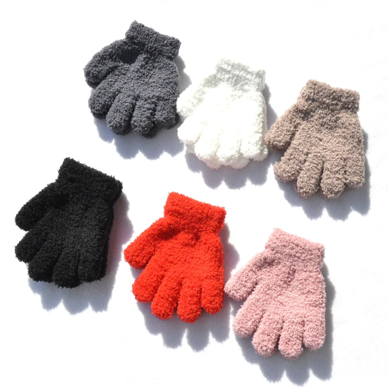 Children Gloves For 3-6 Years Old 2025 Winter Kids new Coral Fleece Thicken Baby Plush Furry Full Finger Mittens Soft Gloves Keep Warm