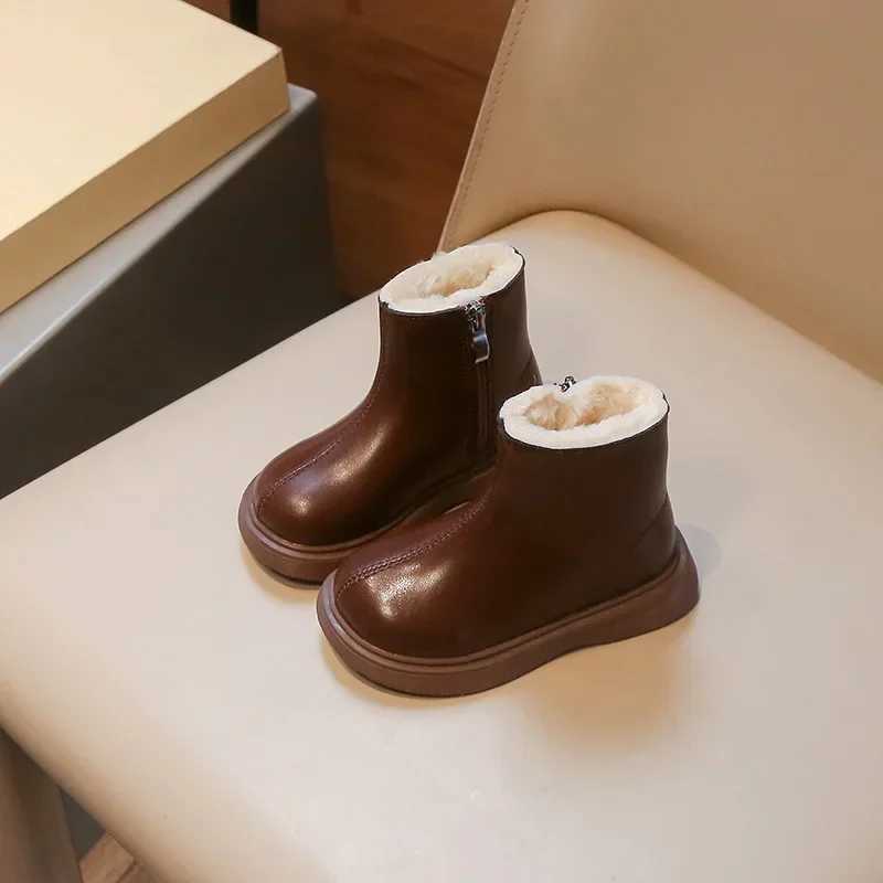 Girls snow boots warm plush winter shoes childrens solid color version fashionable childrens ankle cotton boots thick sole waist M241102