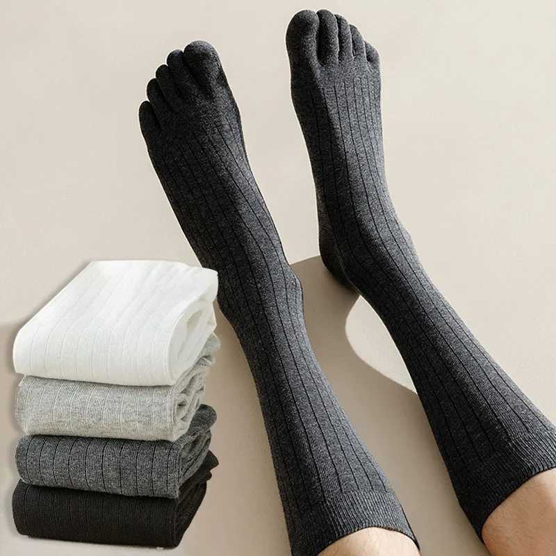 Fashion Knee High Five Finger For Men Solid Color Striped Calf Spring Summer Sweat absorption Split Toe 5 Toes LX241102