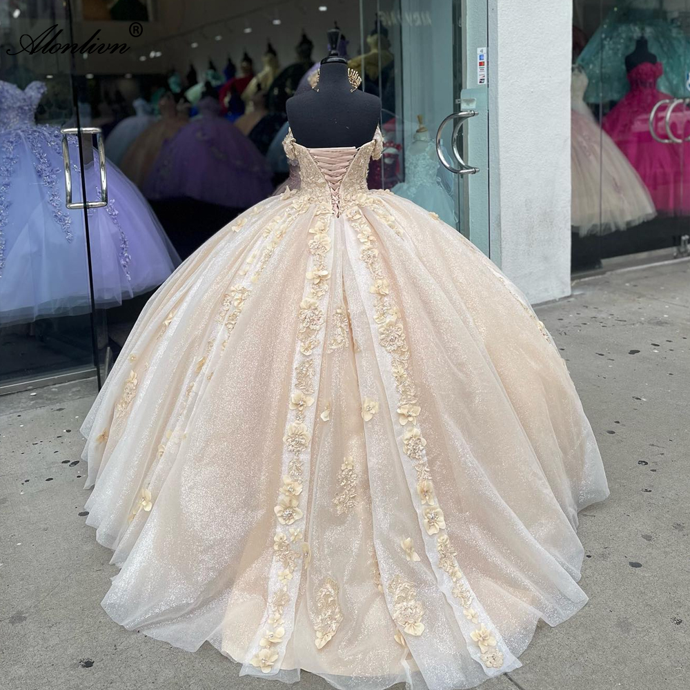Champaghe Color Sweetheart Ball Gown Quinceanera Dresses Off Shoulder Sleeves Beading Pearls Appliques 3D Flowers Prom Evening Party Pageant Birthday 