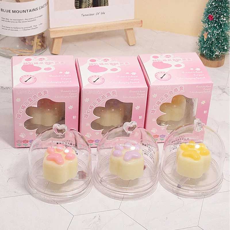 Color change lipstick Cute cat paw moisturizing care Faded lip line moisturizing lipstick cosmetics W241101