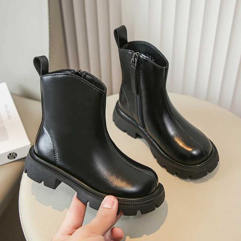 Girls ankle boots with side zipper childrens fashionable leather boots anti slip childrens black short boots anti slip winter new item M241102