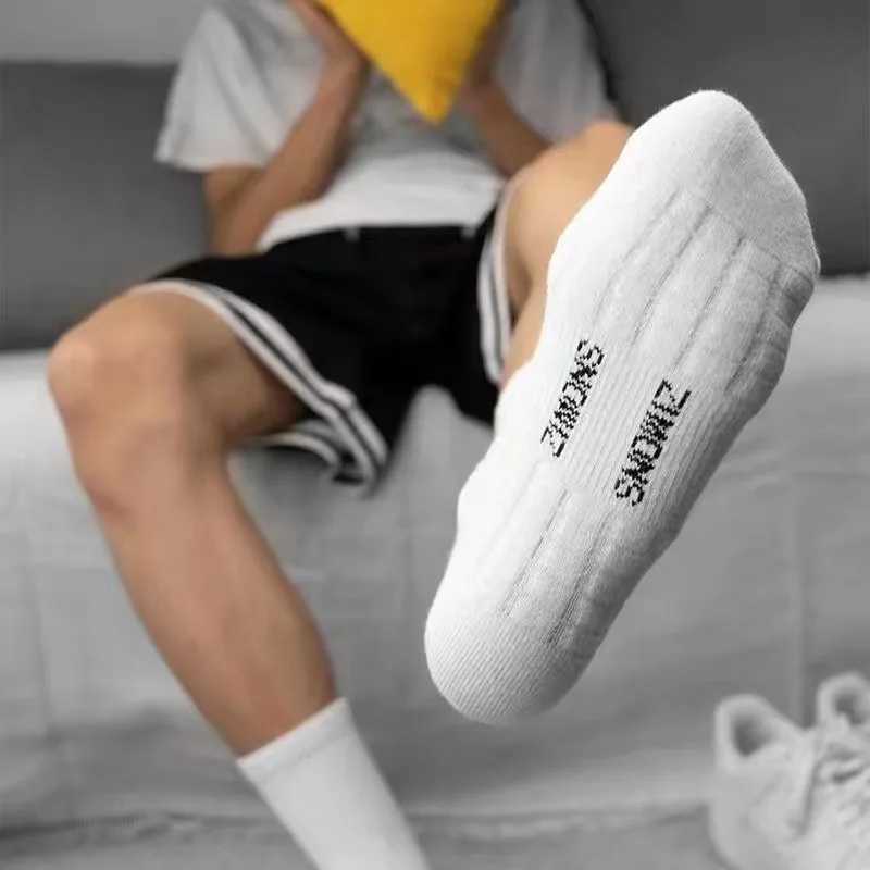 Mens Running High-quality Sports Wicking Sweat Breathable Riding Mid-tube Mens Stocking Calcetines LX241102
