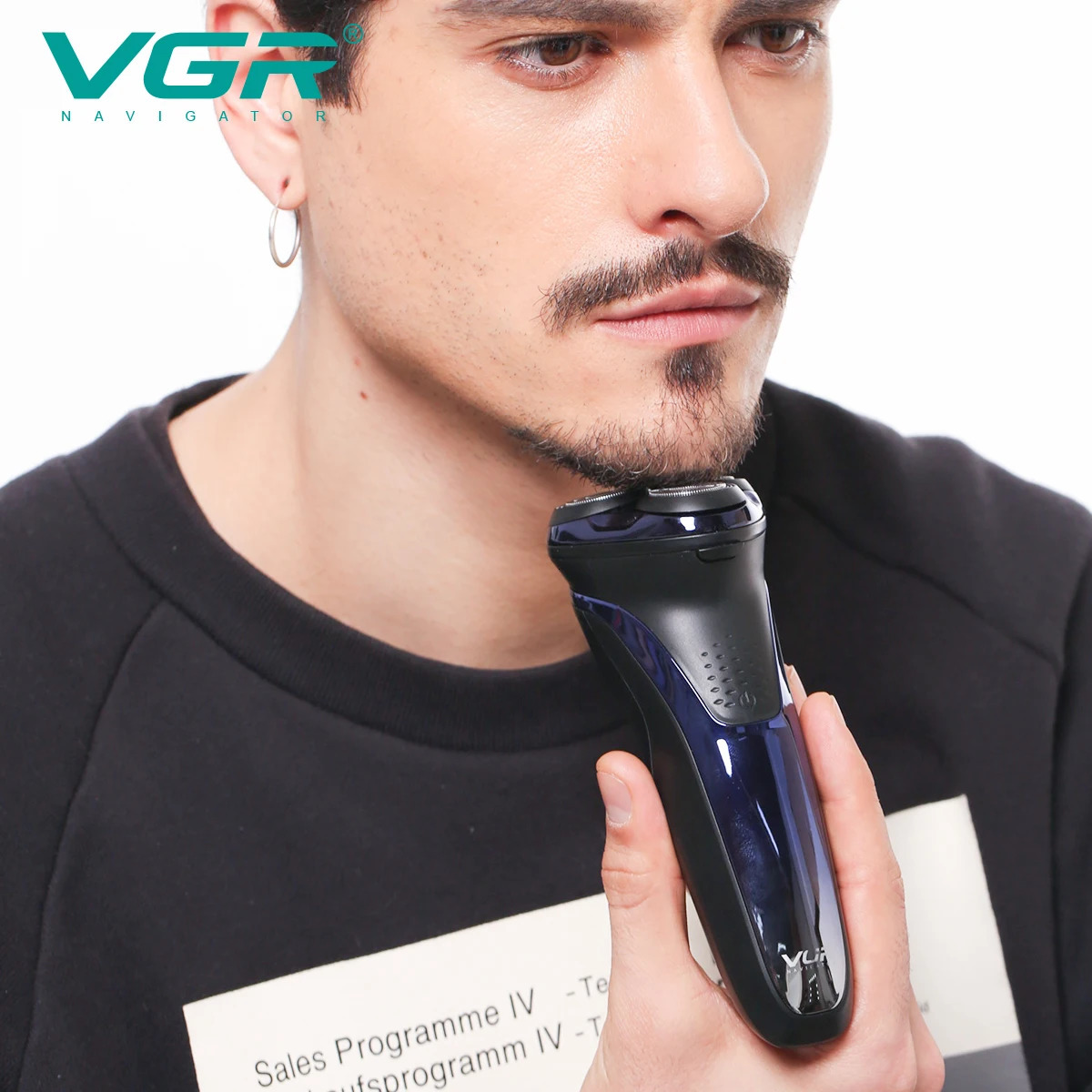 VGR Shaver Electric Razor Professional Shaving Machine Floating Beard Trimmer IPX7 Waterproof Rechargeable Shaver for Men V-306 240325