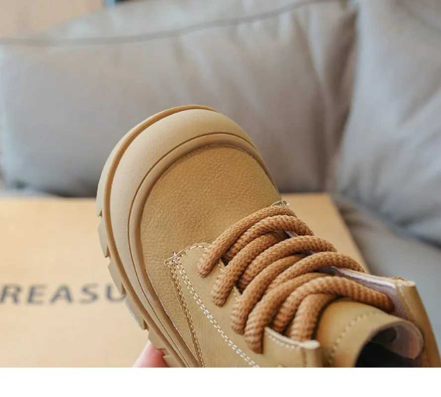 New Childrens Fashion Boots Winter Thick Boys and Girls Anti slip Warm Leather Boots Side Zipper Solid Color Childrens Casual Shoes M241102