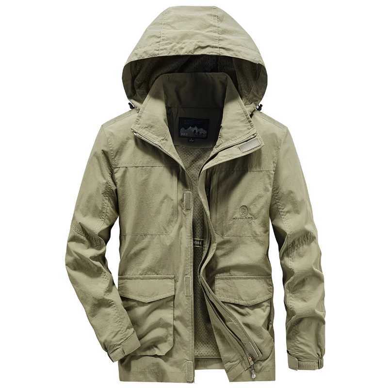 Mens lightweight casual soft shell windproof jacket hooded mens spring and autumn sportswear campus jacket W241102