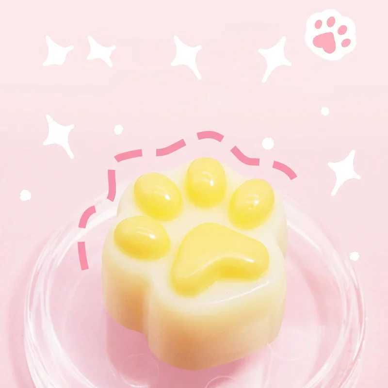 Color change lipstick Cute cat paw moisturizing care Faded lip line moisturizing lipstick cosmetics W241101