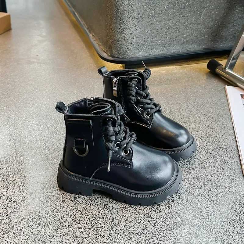 Leather boots for boys and girls handsome casual childrens short boots with side zipper new childrens ankle boots with metal decoration M241102