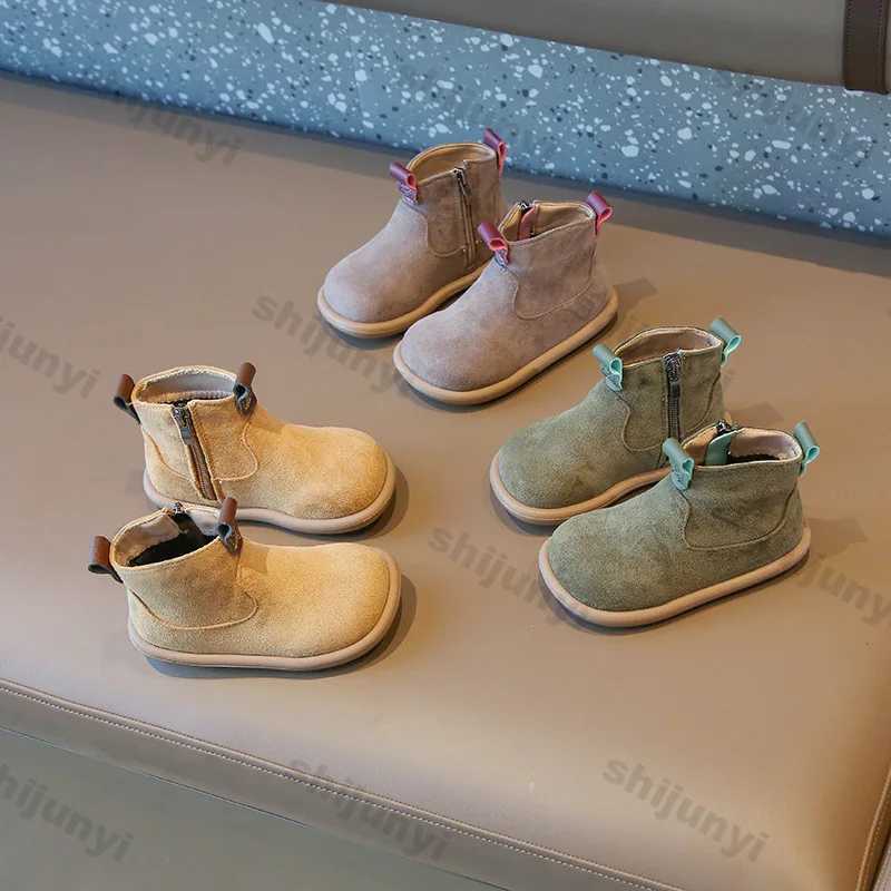 Childrens retro short boots for boys and girls autumn and winter new PU leather ankle boots childrens solid color wool cotton boat M241102