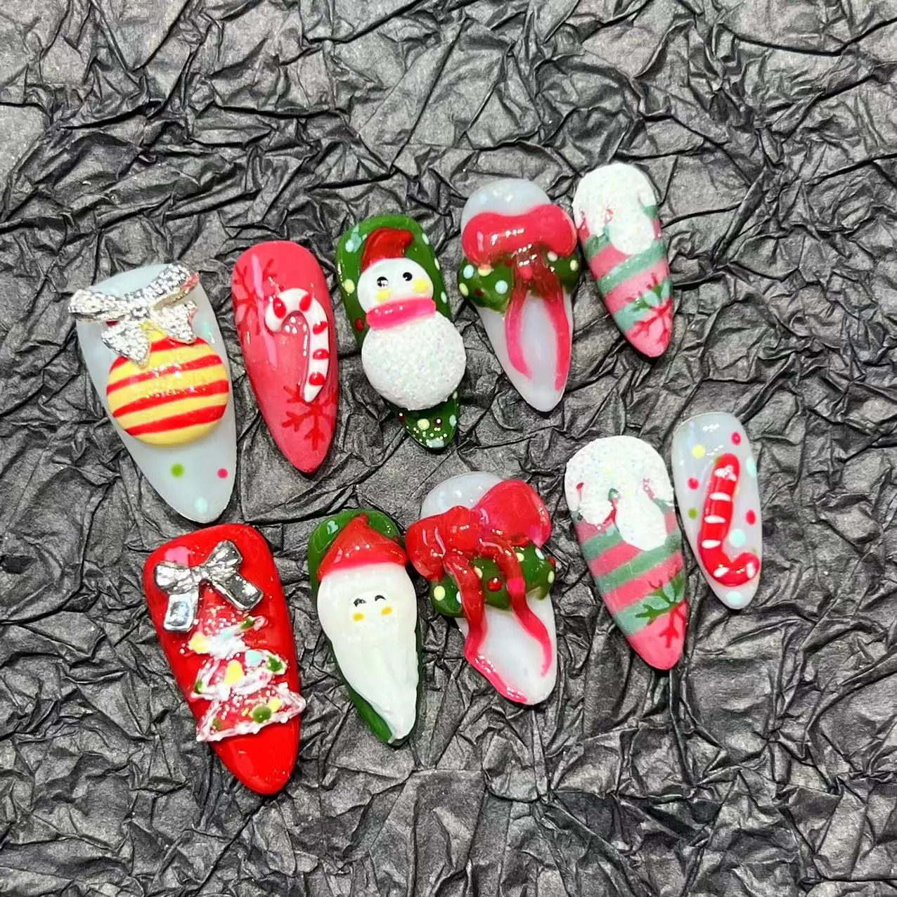 Long almond Christmas handmade fake nails pressed on acrylic nails snowman bow Christmas tree decoration round Y2K fake nail art 241031